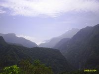 Bergen en wolken in Taroko